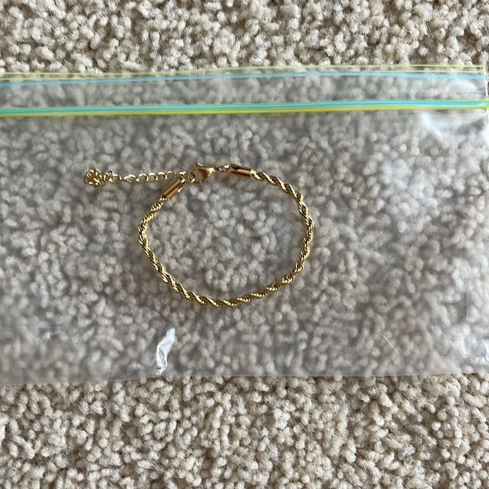 Good chain bracelet